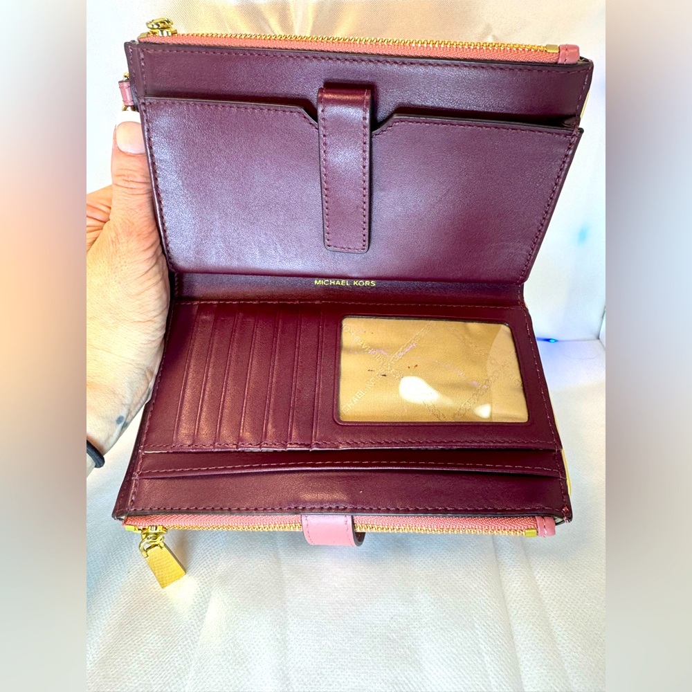 Michael Kors Smartphone Wallet Adele Two Tone Wri… - image 8